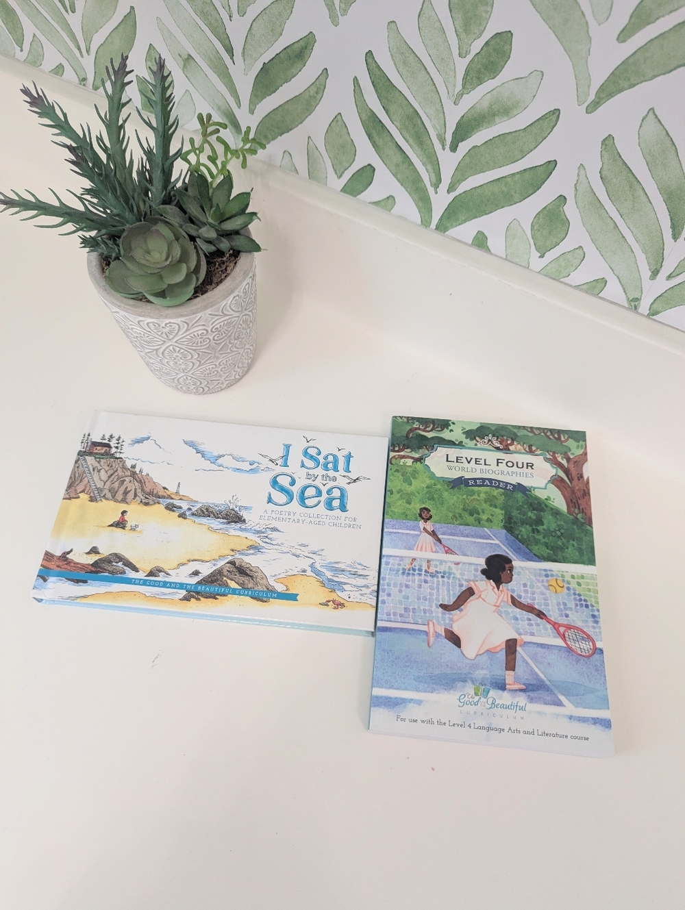 The Good and the Beautiful: Biographies Level 4 & I Sat By The Sea Poetry Book